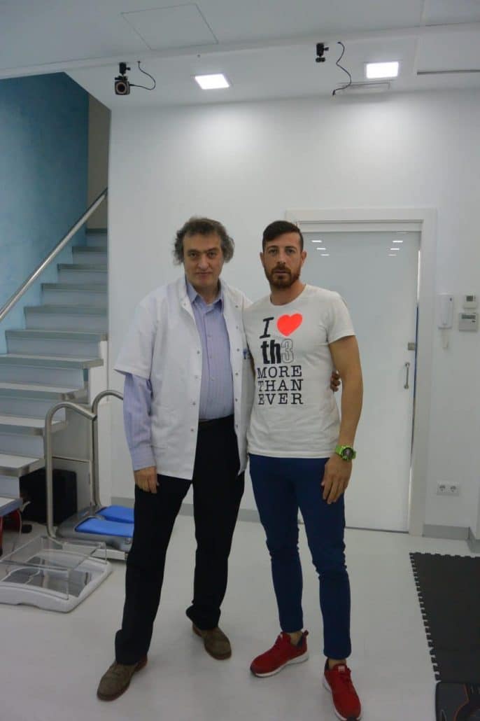 El Institut Català del Peu, centro podológico oficial de la U.E. Cornellà, realiza un análisis del rendimiento al primer equipo del club.